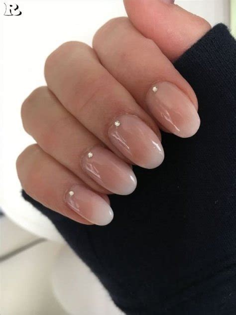 best and top oval nails or almond shaped nails reny styles