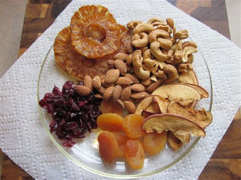 Dry Fruits Nuts - Do you know what is the best time to eat dry fruits daily