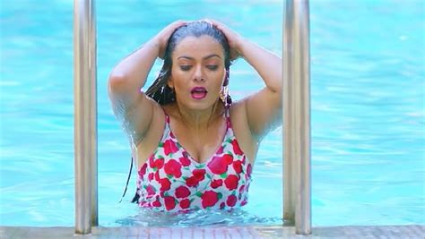 Bhojpuri Actress Nidhi Jha Sexy Video With Bold Expressions Will Drag Your Attention Hindi