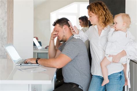 How can employers support working parents? - i-Brokers