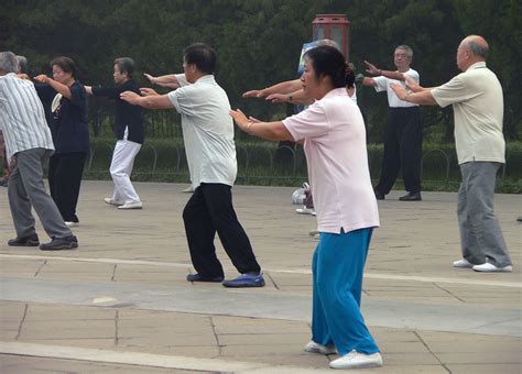 Tai Chi May Help Prevent Older Adults From Falling A Study Finds Scope