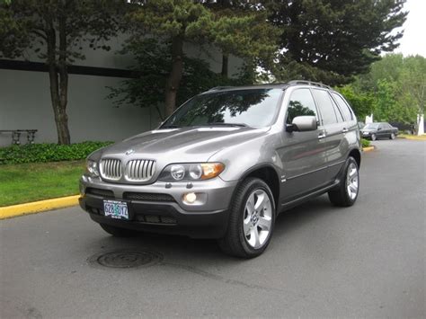 Power windows power seat power mirrors power locks memory seats keyless entry heated seats heated steering wheel. 2004 BMW X5 4.4i/ AWD/ Sport , Premium , Cold Wheather Pkgs