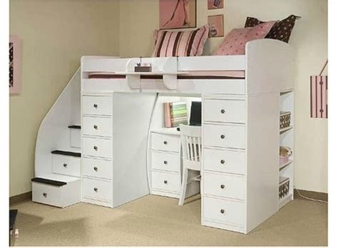 Find ideas to furnish your house. 20 Loft Beds With Desks To Save Kid's Room Space | Kidsomania