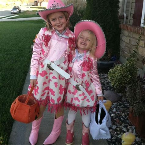 Big Sis Lil Sis On Halloween My Nieces Lil Sis Big Sis Fashion