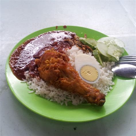 Nasi lemak antarabangsa address, nasi lemak antarabangsa location. 3 Nasi Lemak Sedap Di KL - Saji.my