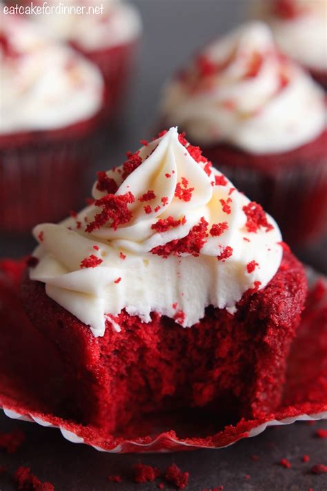 Cake decorators will always tell you to ice a cake in two batches, first a crumb layer and then the more decorative one. Eat Cake For Dinner: The BEST Red Velvet Cupcakes with Cream Cheese Frosting