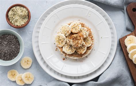 Rice Cake With Peanut Butter And Banana Nourishing Meals