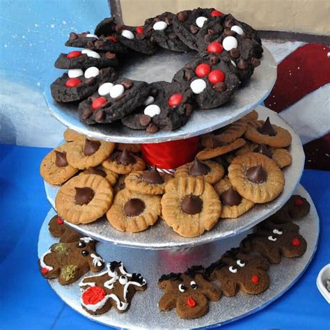 Christmas Cookie Display By Chrisys Creations Cookie Display