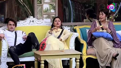 Bigg Boss 13 Review Rashmi Desai Hurt With Shehnaaz Rashmi Crying Bigg Boss 13 Update Youtube