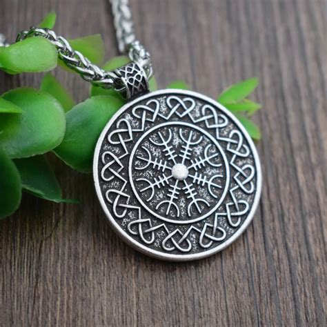 Sanlan Viking Symbol Of Protection Necklace Norse Symbol Aegishjalmur