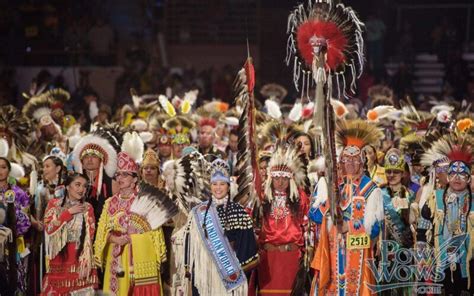 what is a native american pow wow the meaning of pow wows