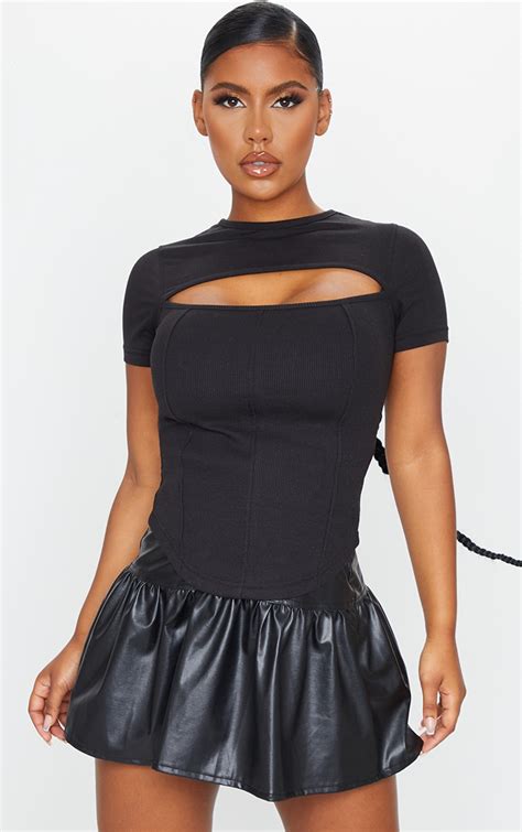 Black Rib Cut Out Panelled Short Sleeve Top Prettylittlething
