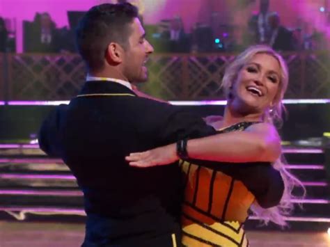 Jamie Lynn Spears Dancing With The Stars Debut Condemned By Britney Fans The Hollywood Gossip