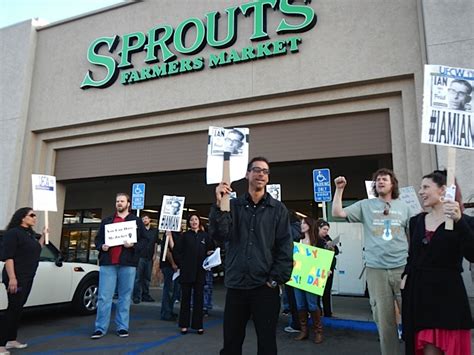 peninsula community and customers rally for ian rey disabled former employee of sprouts point loma