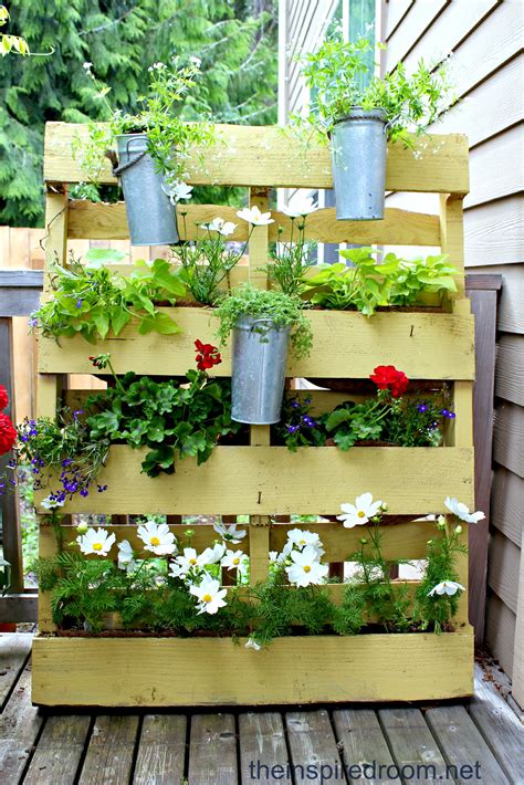 25 Amazing Diy Projects To Repurpose Pallets Into Garden Planters
