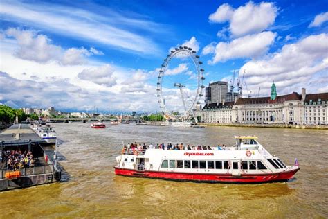 Cruise Boat On Thames River London England Uk Editorial Photo Image Of Vacation Europe