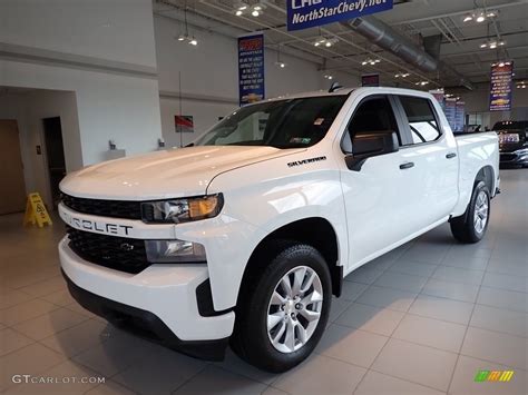 2020 Summit White Chevrolet Silverado 1500 Custom Crew Cab 4x4