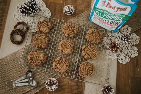 This comes from the back of bob's red mill all purpose gf flour packaging. Bob's Red Mill Cookie Recipe 2 - living in color
