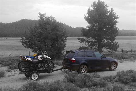 A Bmw X3 Towing A Bmw In The Dirt Camping Photos Xbimmers Bmw X3