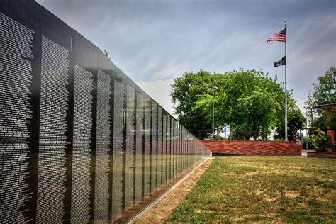 Dinuba Vietnam Veterans Memorial Wall