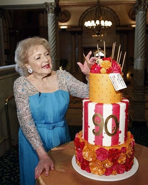 Betty Whites 90th Birthday Cake 90th Birthday Cakes Betty White