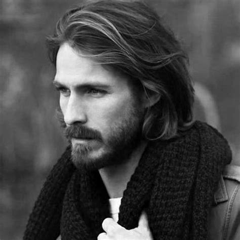Hairstyles for men with thick long hair and beards. Cortes y peinados para hombres con cabello grueso | Mister ...