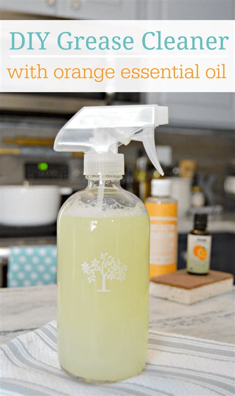 This diy granite cleaner contains no dish detergent, so it's all natural. 10+ Castile Soap Cleaning Products - This Natural Home