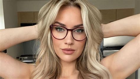 Golfista Paige Spiranac Escolhida A Mulher Mais Sexy Do Mundo