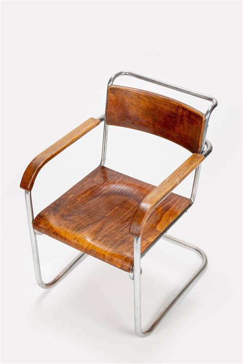 Shop marcel breuer's wassily chair and other antique, vintage and modern seating at pamono. Italian Bauhaus Desk and Chair by Marcel Breuer, 1930s ...