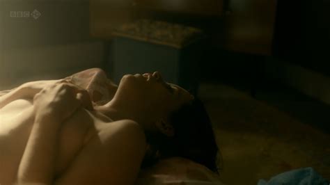 Naked Claire Foy In White Heat