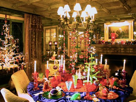 Neighborhood christmas lights and lawn displays may be the best thing about the holidays. Best Christmas Decoration Services In Los Angeles - CBS ...