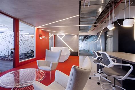 » Red Hat Offices by AEI Arquitectura e Interiores, Mexico ...