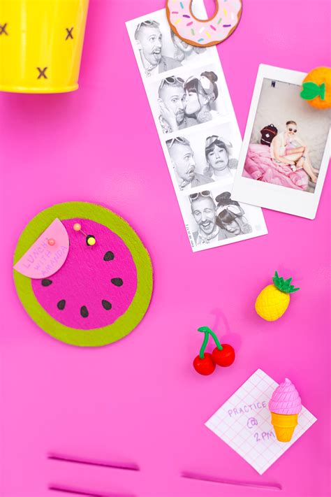 A dozen ideas for diy locker decor and storage so you can have the coolest locker in school! » Colorful DIY Locker Decoration Ideas