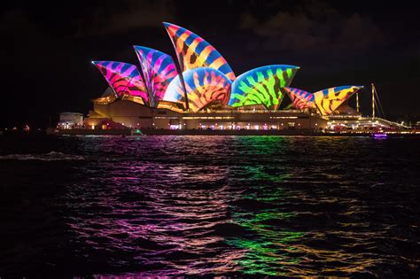 the sydney opera house comes to life literally with vivid sydney light show archdaily