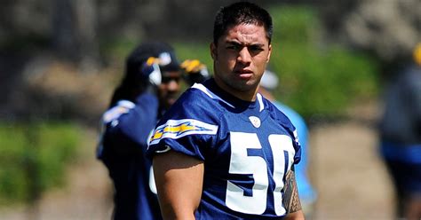 Manti Te'o makes Chargers debut in rookie minicamp