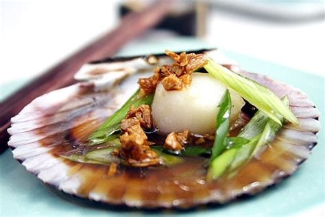 Steamed Scallops With Soy Sauce And Garlic Oil Easy Delicious Recipes