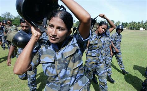 Sri Lanaka Air Force Women Just After Parachute Jump Army Images
