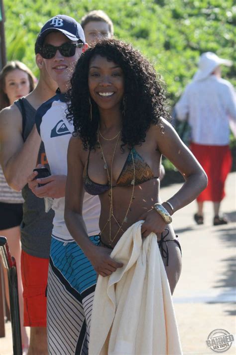 Brandy Norwood Fully Naked At Largest Celebrities Archive