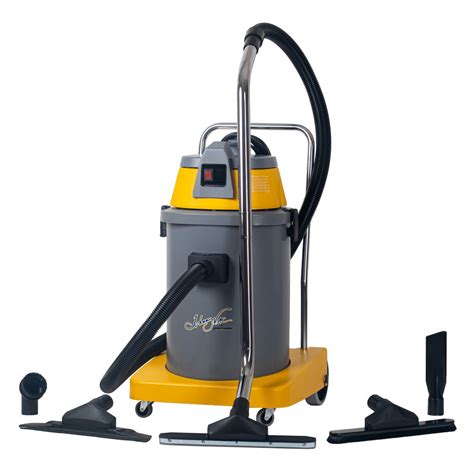 Wet And Dry Commercial Vacuum From Johnny Vac 10 Gal 38 L Tank