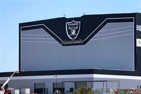 The lone change was the addition of a black outline to outside of the. Las Vegas Raiders installing shield logo at Henderson ...