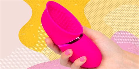 13 Best Pussy Pumps And Clit Suckers For The Orgasm Of Your Life