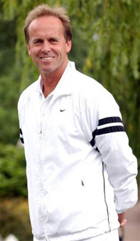 Lloyd reached an atp world ranking of 21 from 23 july 1978 to 30 july 1978. Morning Man Classic: John Lloyd!