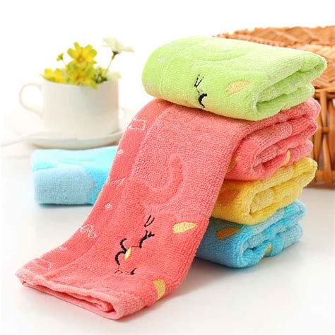 2828cm Baby Towel Superfine Fiber Kid Bath Towels Washcloth Square
