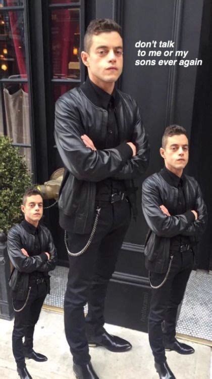 Pin By Mitsuki Haruhi On Uwu Mr Robot Rami Malek Robot Memes