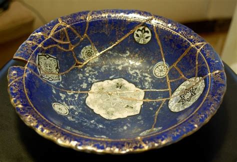 Kintsugi The Centuries Old Art Of Repairing Broken Pottery With Gold