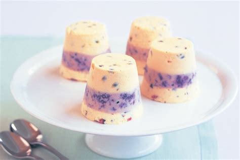 Making homemade ice cream is easier than you think! Christmas Ice Cream Cakes Recipe - Taste.com.au