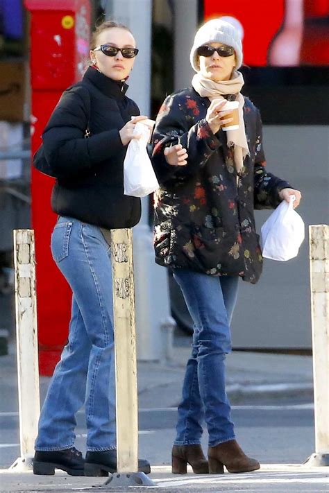Lily Rose Depp Steps Out With Her Mom Vanessa Paradis And Brother Jack