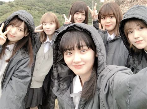 Jibun ga haita iki to uso de shimekitta mado wa kumotteru ze kokoro no kūki o irekaero! メンバー撮るのも上手すぎる櫻坂46山﨑天『Nobody's fault』MV撮影 ...