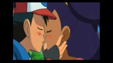 Pokemon Ash And Iris Kiss