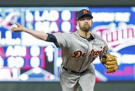 Tigers Outright Four Players Mlb Trade Rumors